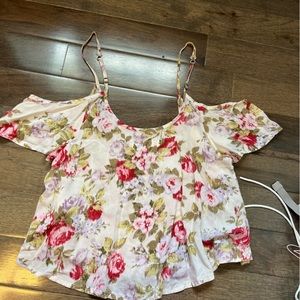 Abercrombie & Fitch flowery too